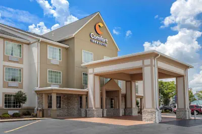 Photo 2 - Comfort Inn & Suites North Little Rock JFK Blvd