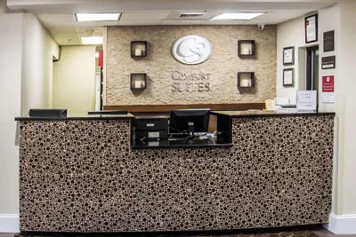 Photo 4 - Comfort Suites University - Research Park
