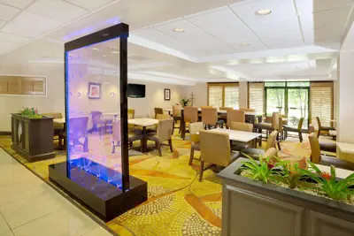 Photo 4 - Wingate by Wyndham Raleigh Durham Airport RTP