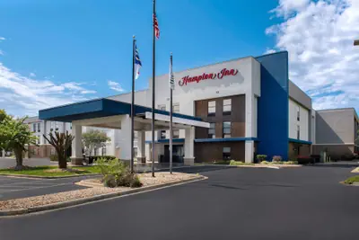 Photo 2 - Hampton Inn Charlotte/Monroe