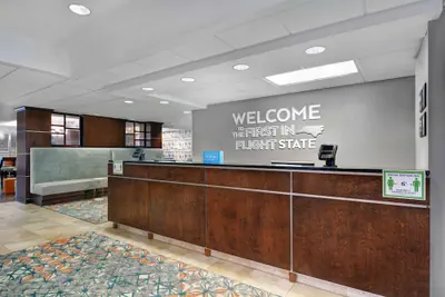 Photo 4 - Hampton Inn Charlotte/Monroe