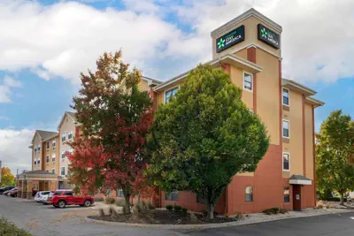 Photo 2 - Extended Stay America Select Suites - Columbus - Worthington