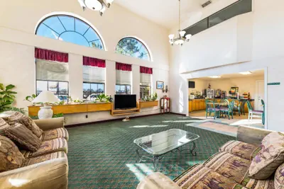Photo 3 - Rodeway Inn Decatur