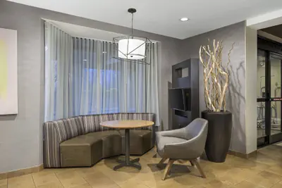 Photo 4 - Courtyard by Marriott Lynchburg