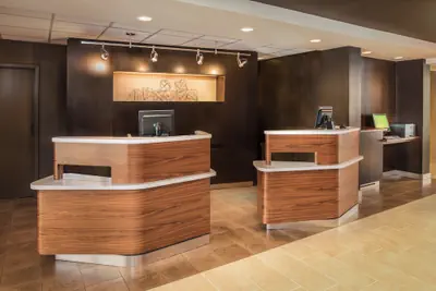 Photo 3 - Courtyard by Marriott Lynchburg