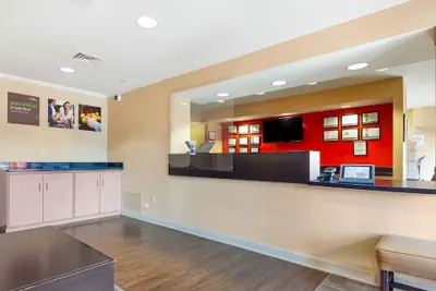 Photo 4 - Extended Stay America Select Suites - Madison - Old Sauk Rd.