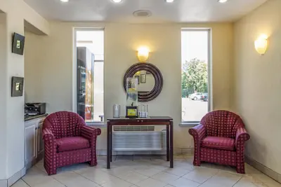 Photo 4 - Comfort Inn Palo Alto