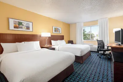 Photo 4 - Fairfield Inn by Marriott Roseville
