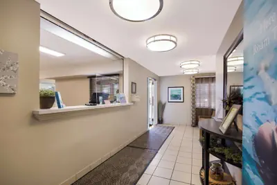 Photo 2 - Sonesta Simply Suites Denver West Federal Center