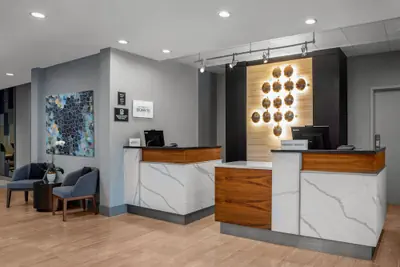 Photo 4 - Courtyard by Marriott Aventura Mall