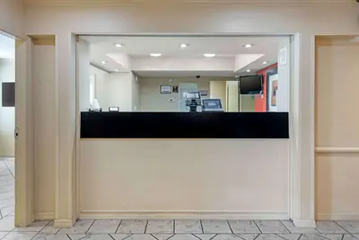 Photo 4 - Extended Stay America Select Suites Orlando Southpark