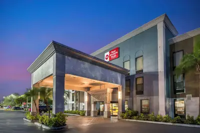 Photo 2 - Best Western Plus Universal Inn