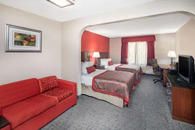 Photo 4 - Ramada by Wyndham Alpharetta/Atlanta North