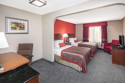 Photo 5 - Ramada by Wyndham Alpharetta/Atlanta North