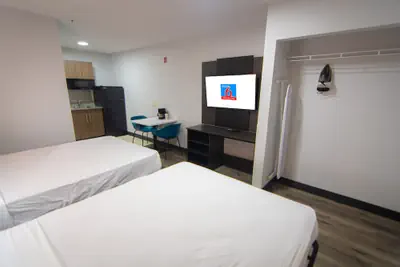 Photo 5 - Studio 6 Extended Stay - West Palm Beach, FL