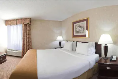 Photo 3 - Holiday Inn Express Hotel & Suites Corinth by IHG