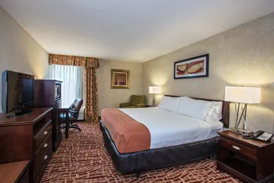 Photo 4 - Holiday Inn Express Hotel & Suites Corinth by IHG