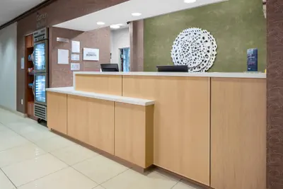 Photo 5 - Fairfield Inn & Suites by Marriott - Jefferson City