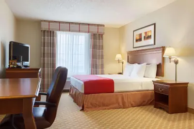 Photo 3 - Country Inn & Suites by Radisson, Nevada, MO