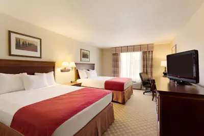 Photo 4 - Country Inn & Suites by Radisson, Nevada, MO