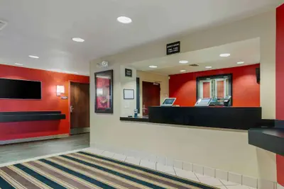 Photo 3 - Extended Stay America Select Suites - Atlanta - Alpharetta - Rock Mill Rd.
