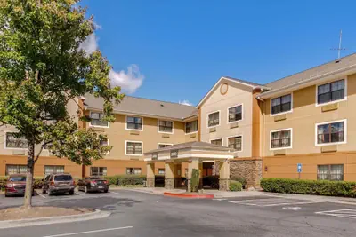 Photo 2 - Extended Stay America Suites Atlanta Kennesaw Town Center
