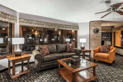Photo 3 - Baymont by Wyndham Cambridge