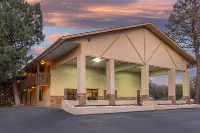 Photo 2 - Best Western Pine Springs Inn
