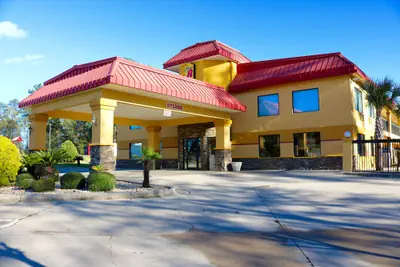 Photo 2 - Super 8 by Wyndham Dublin