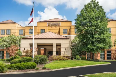 Photo 2 - Staybridge Suites Memphis - Poplar Ave East by IHG