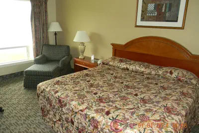 Photo 5 - Lakeview Inn Centralia