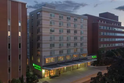Photo 2 - Wyndham Garden Buffalo Downtown