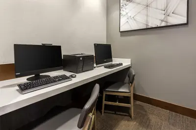Photo 4 - Hyatt Place Charlotte Airport / Billy Graham Parkway