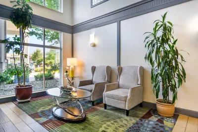 Photo 5 - Comfort Inn Federal Way - Seattle