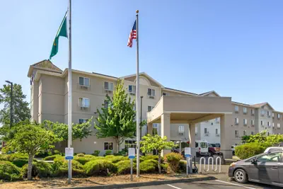 Photo 2 - Comfort Inn Federal Way - Seattle