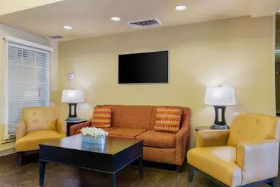 Photo 4 - Extended Stay America Suites Phoenix Airport Tempe