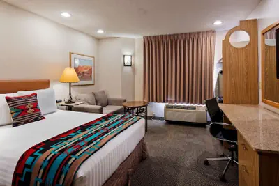 Photo 2 - Inn at Santa Fe, SureStay Collection by Best Western