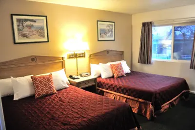 Photo 5 - Travelodge by Wyndham Red Bluff South of Redding