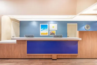 Photo 4 - Days Inn by Wyndham Eagan Minnesota Near Mall of America