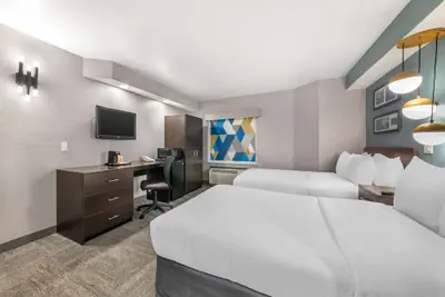 Photo 2 - Sleep Inn Miami International Airport