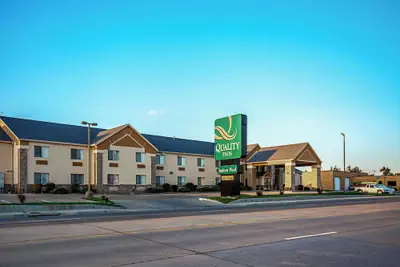 Photo 2 - Quality Inn Dodge City
