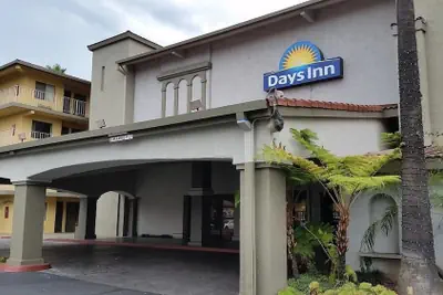 Photo 3 - Days Inn by Wyndham Buena Park