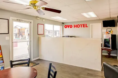 Photo 4 - OYO Hotel Texarkana North Heights AR Hwy I-30