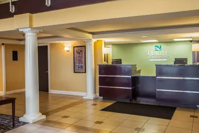 Photo 3 - Quality Inn and Suites St Charles - West Chicago
