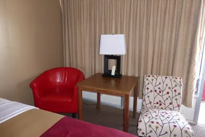 Photo 5 - Econo Lodge Wall