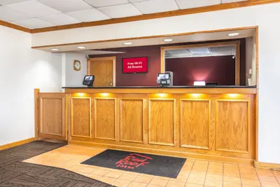 Photo 4 - Red Roof Inn Ashtabula - Austinburg