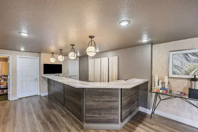 Photo 4 - Best Western Horizon Inn