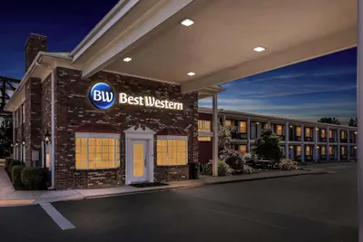 Photo 2 - Best Western Horizon Inn