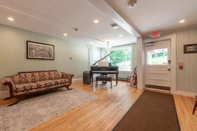 Photo 5 - Cranmore Mountain Lodge Bed & Breakfast