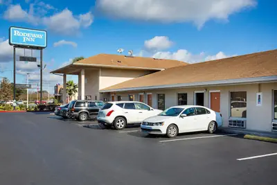 Photo 2 - Rodeway Inn Lake City I-75